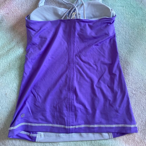 💜LULULEMON💜 Tank top in size 6. Like new condition. - Picture 4 of 14